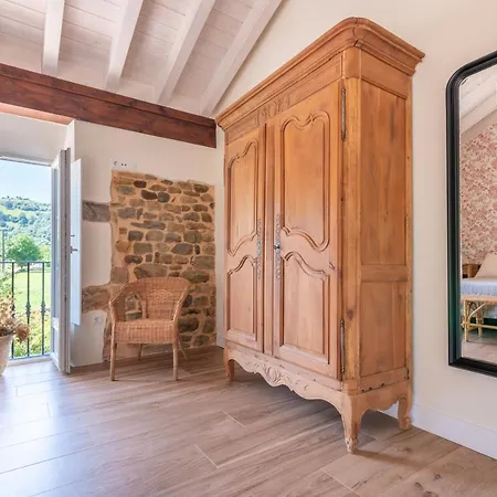 Colasa, Casa Rustica Con Encanto En Villa Selaya